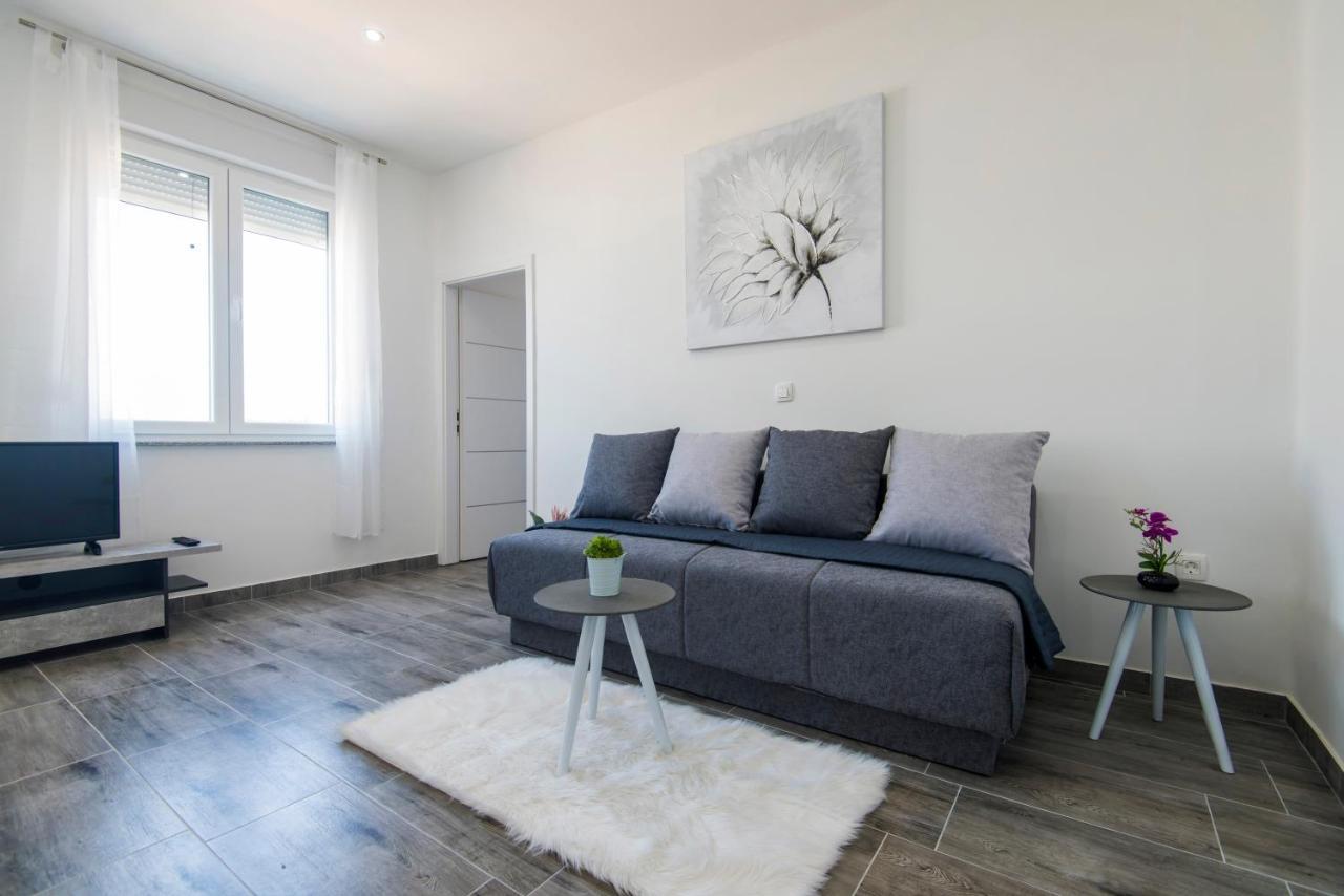 Pleasure Sea View Apartment Zara Esterno foto